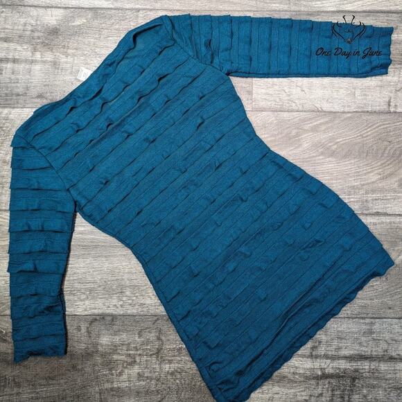 Max Studio Long Sleeve Tiered Top Size S - Picture 5 of 5